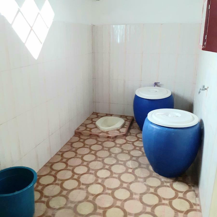 Almira Homestay Near Airport Jambi Kültér fotó
